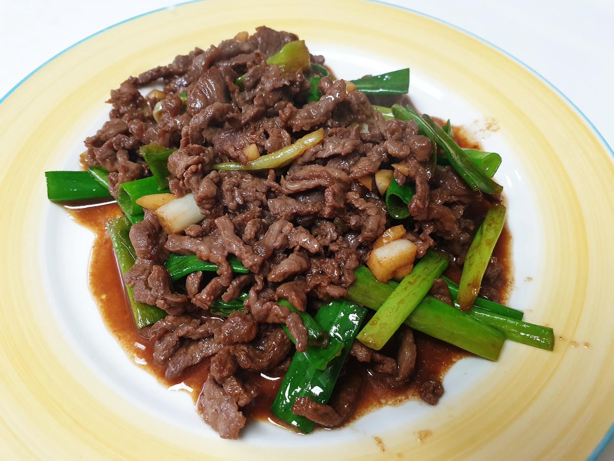 蔥爆牛肉絲